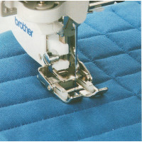 Kráčející patka 7 mm Brother F033 Kráčející patka 7 mm Brother F033