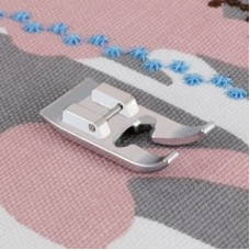 Patka pro šití ozdobných stehů pro šicí stroje do 7 mm Patka pro šití ozdobných stehů pro šicí stroje do 7 mm