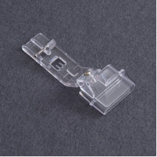 Patka se zakladačem na podehnutý lem Merrylock Patka se zakladačem na podehnutý lem Merrylock